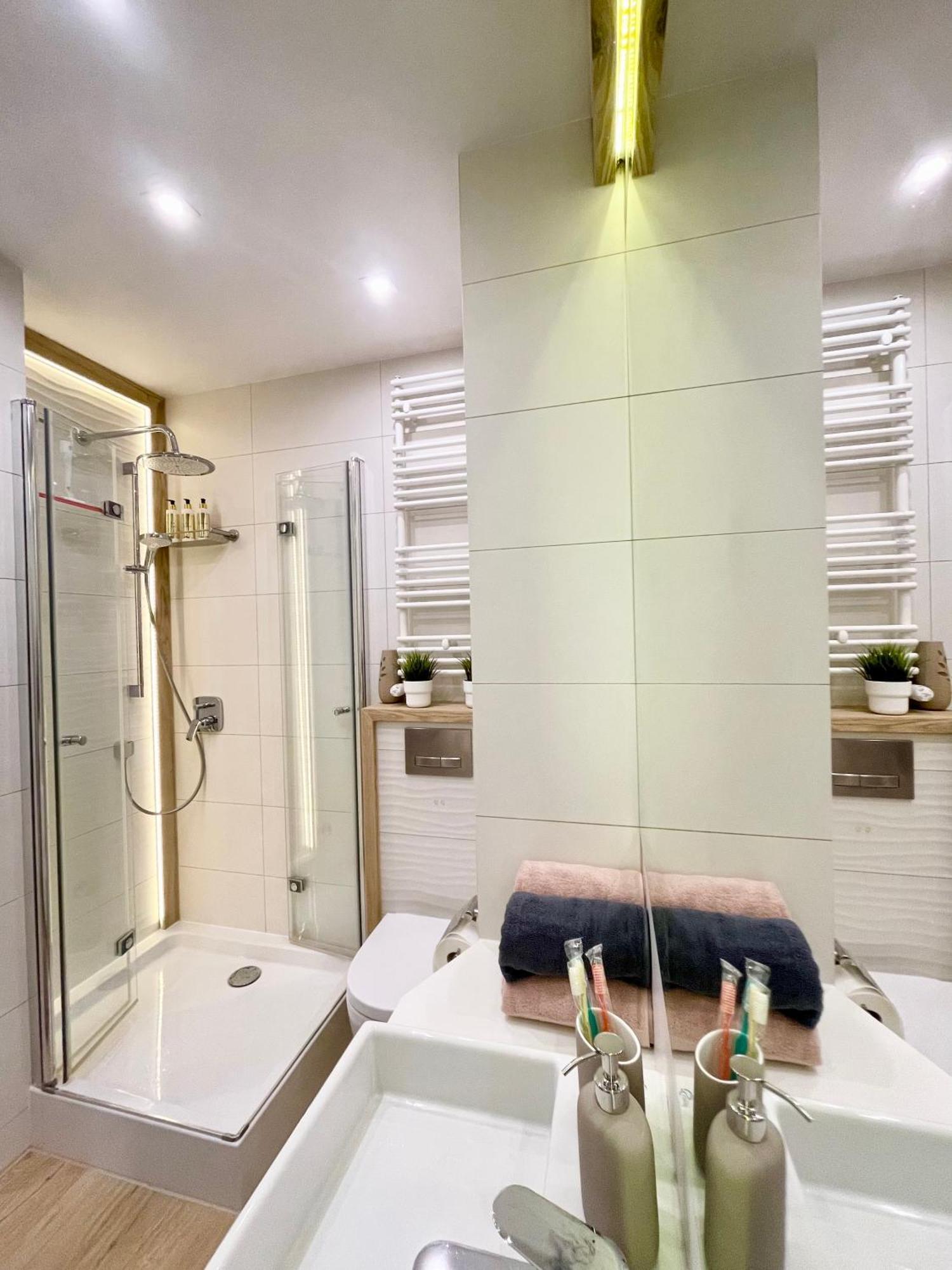 Comfortable Apart, Old Town, Free Parking, Hanging Bed, Wi-Fi, Lift, Aircon,Self Check-In 24H, Stare Miasto, Winda, Nowy Budynek, Garaz 0 Zl, Klima 弗罗茨瓦夫 外观 照片